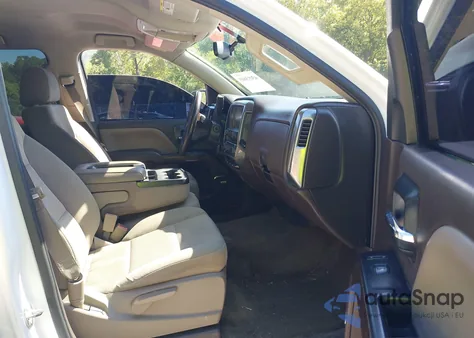 2016 Chevrolet Silverado 1500 1Lt z USA, uszkodzony, nr VIN 3GCUKREC5GG173229